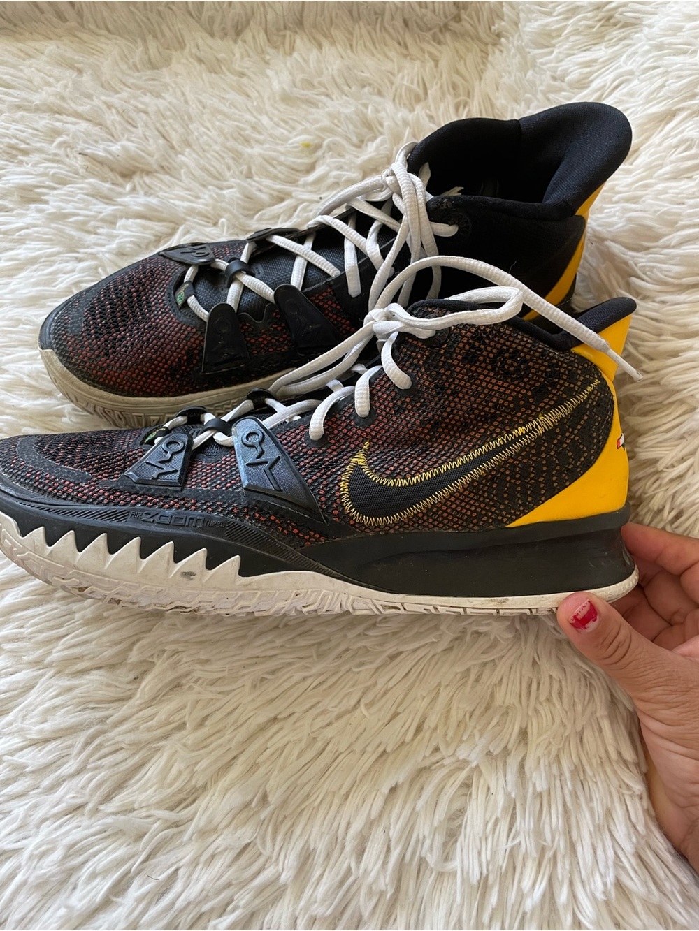 Nike Kyrie 7 Roswell Rayguns